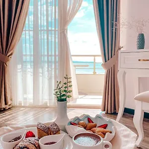 4* Отель Majestic